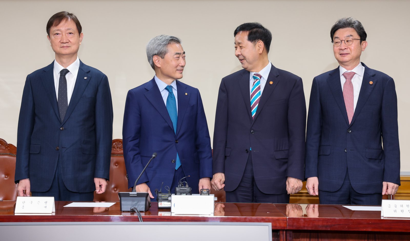 구윤철 “외환·채권시장 변동성 지속…필요시 적기 대응”