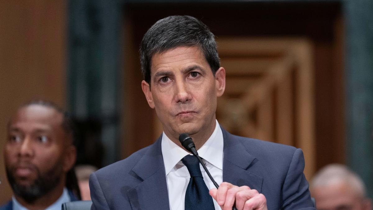 El candidato de Trump para presidir la Reserva Federal promete al Senado que no será su “títere”