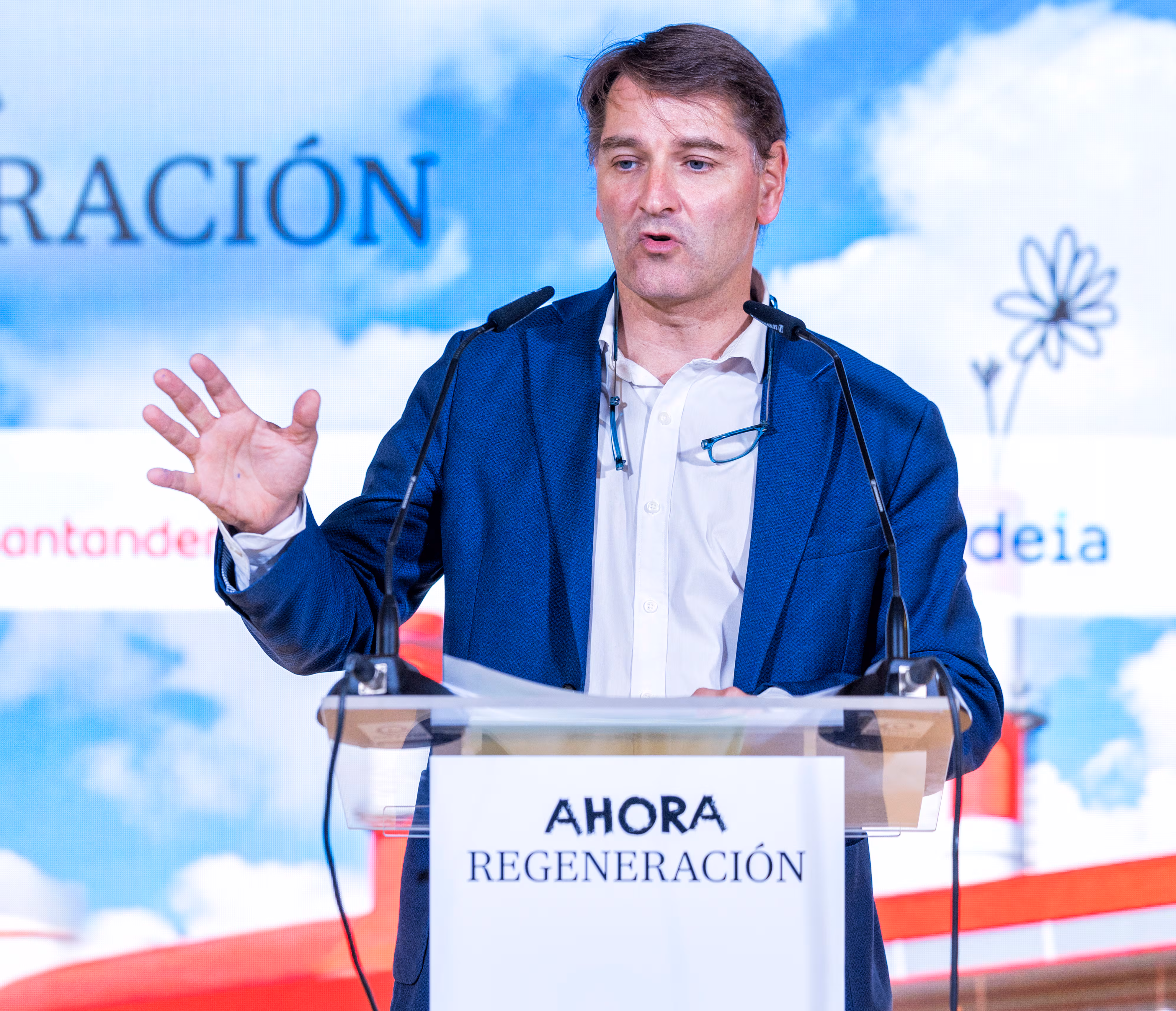 Las claves: el Gobierno sigue esquivando las explicaciones sobre la gobernanza de Indra