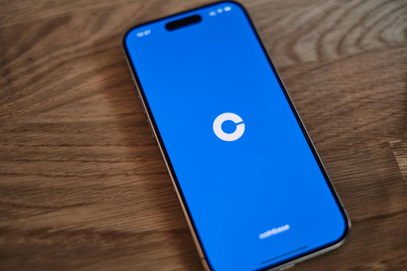 Coinbase's asset manager to offer stablecoin credit fund with tokenized share class