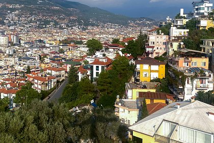 Турция резко подняла стоимость оформления ВНЖ для россиян