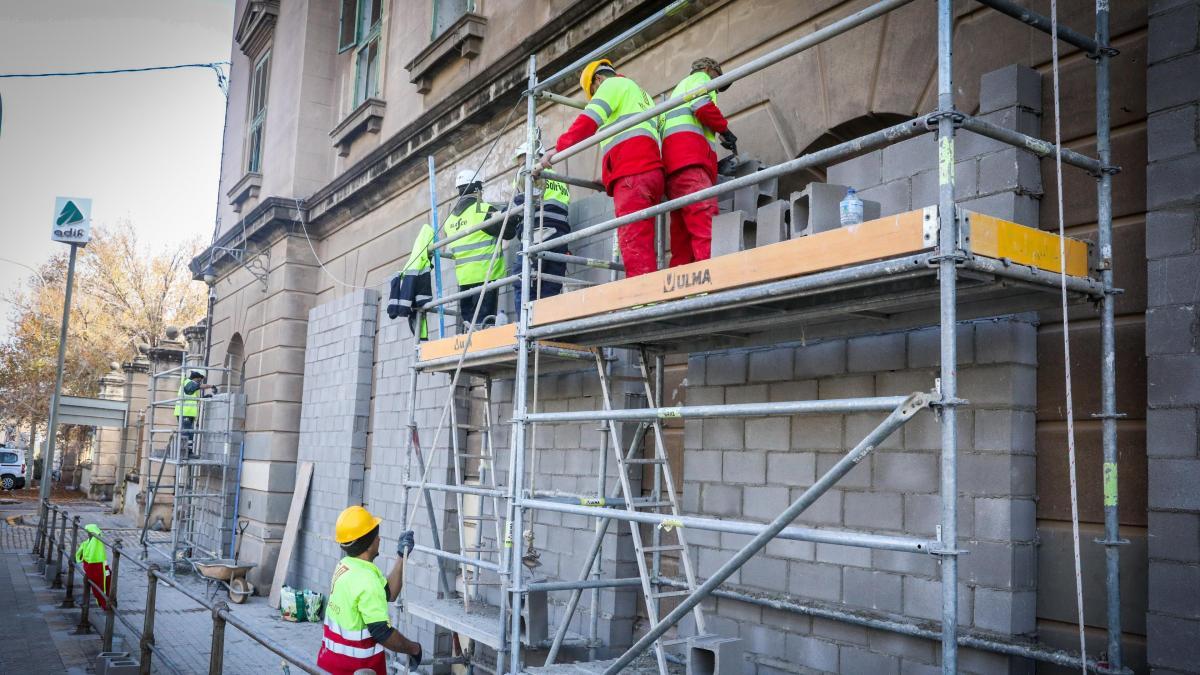 Catalunya lidera el incremento del paro en el primer trimestre del año