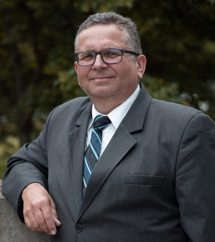 Интерславик. Он же  Interslavic  или Medžuslovjansky. Искусственный «Усредненный» между славянский язык общения