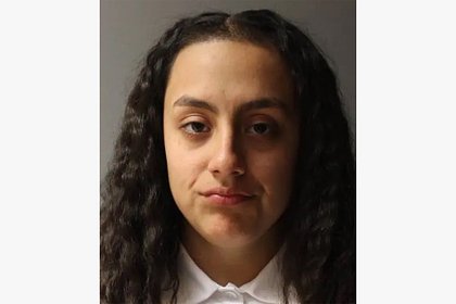 Мужчина уснул около дома 19-летней преступницы и поплатился жизнью