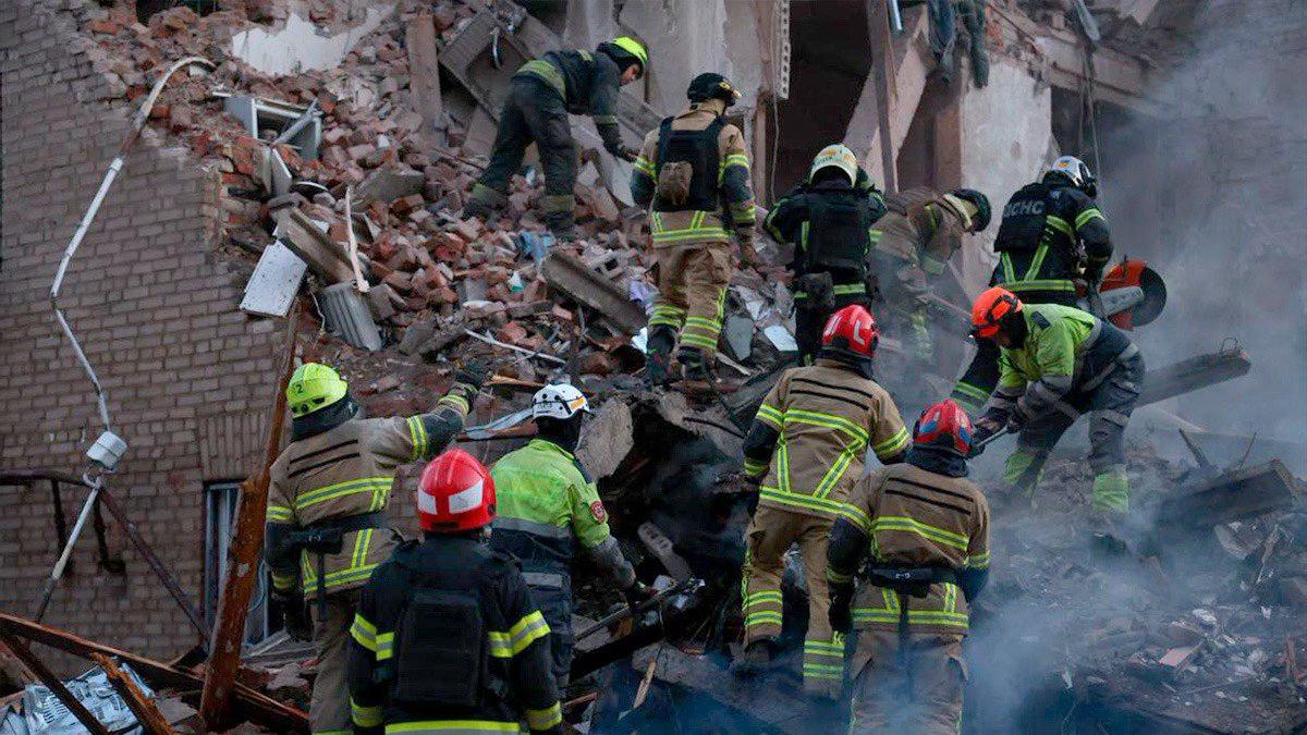 Ataques bélicos en Ucrania y Líbano marcan la actualidad, en las imágenes del día