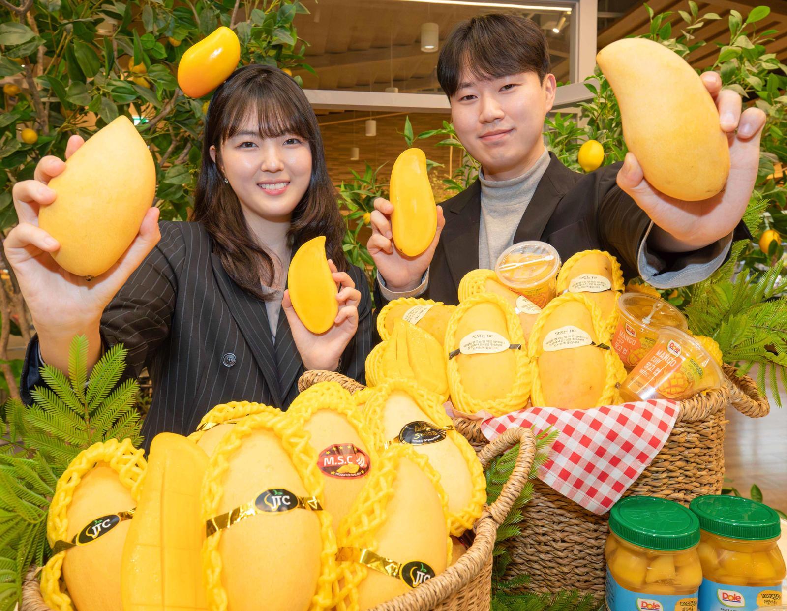 “태국 과일 맛보세요”