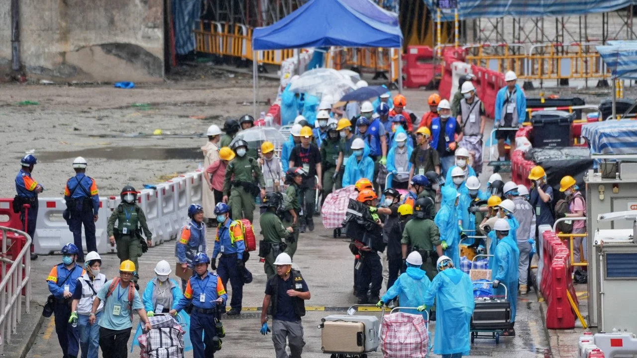 Sisters aim for fresh start after ‘saying goodbye’ to ruined Wang Fuk Court flat