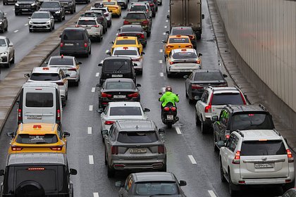 Подмосковным водителям дали один совет в связи с погодой