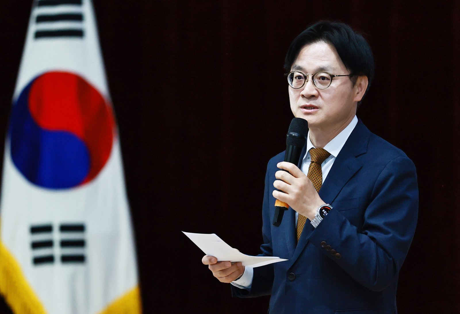 산업장관 “3가지 중요한 싸움…정책적 뒷받침 제때 실행”