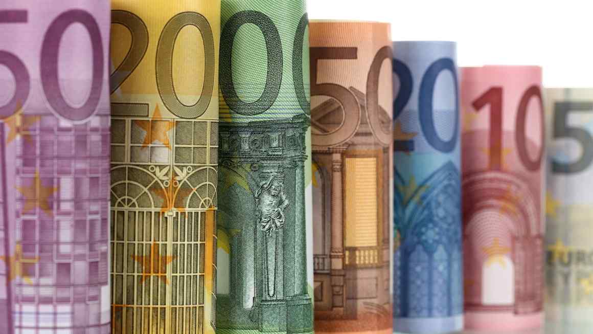 EU in talks with Hungary’s Magyar on workaround for frozen funds