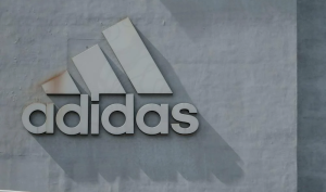 Adidas tem impulso da Copa do Mundo em mercado “muito volátil” no primeiro trimestre