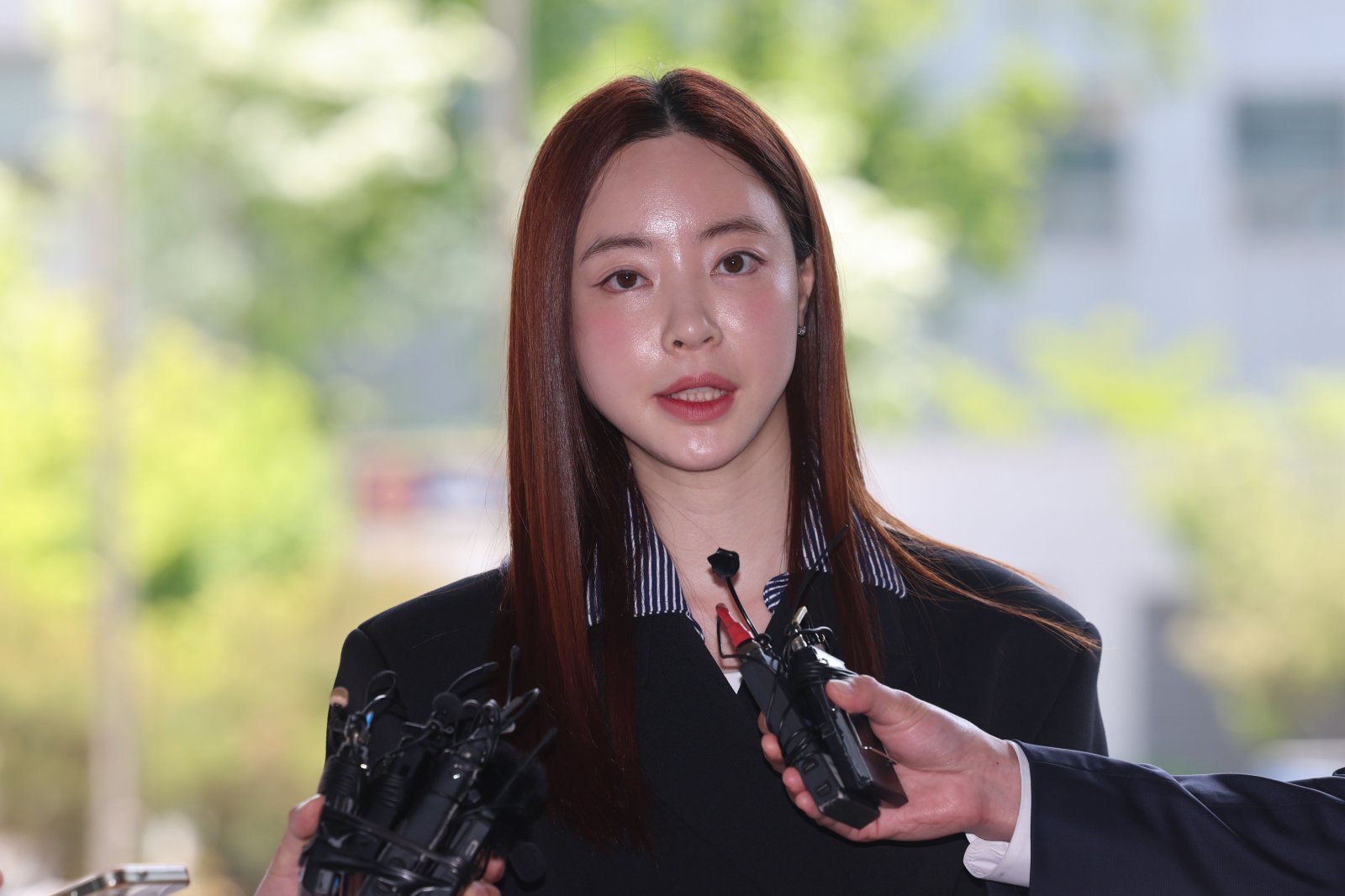 ‘필라테스 가맹 사기’ 의혹 양정원, 경찰 출석…“억울한 부분 밝힐 것”