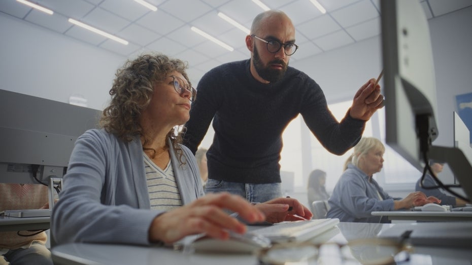 Weiterbildung als Jobsicherheit: Warum viele Berufstätige wieder die Schulbank drücken wollen