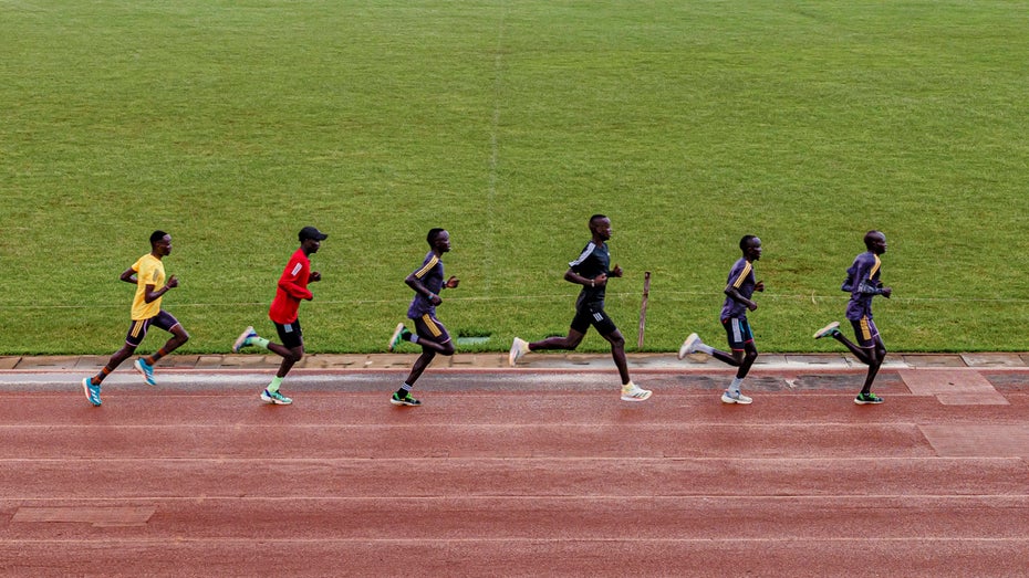 Marathon-Talente aus Kenia: Wie Hightech-Schuhe den Laufsport spalten