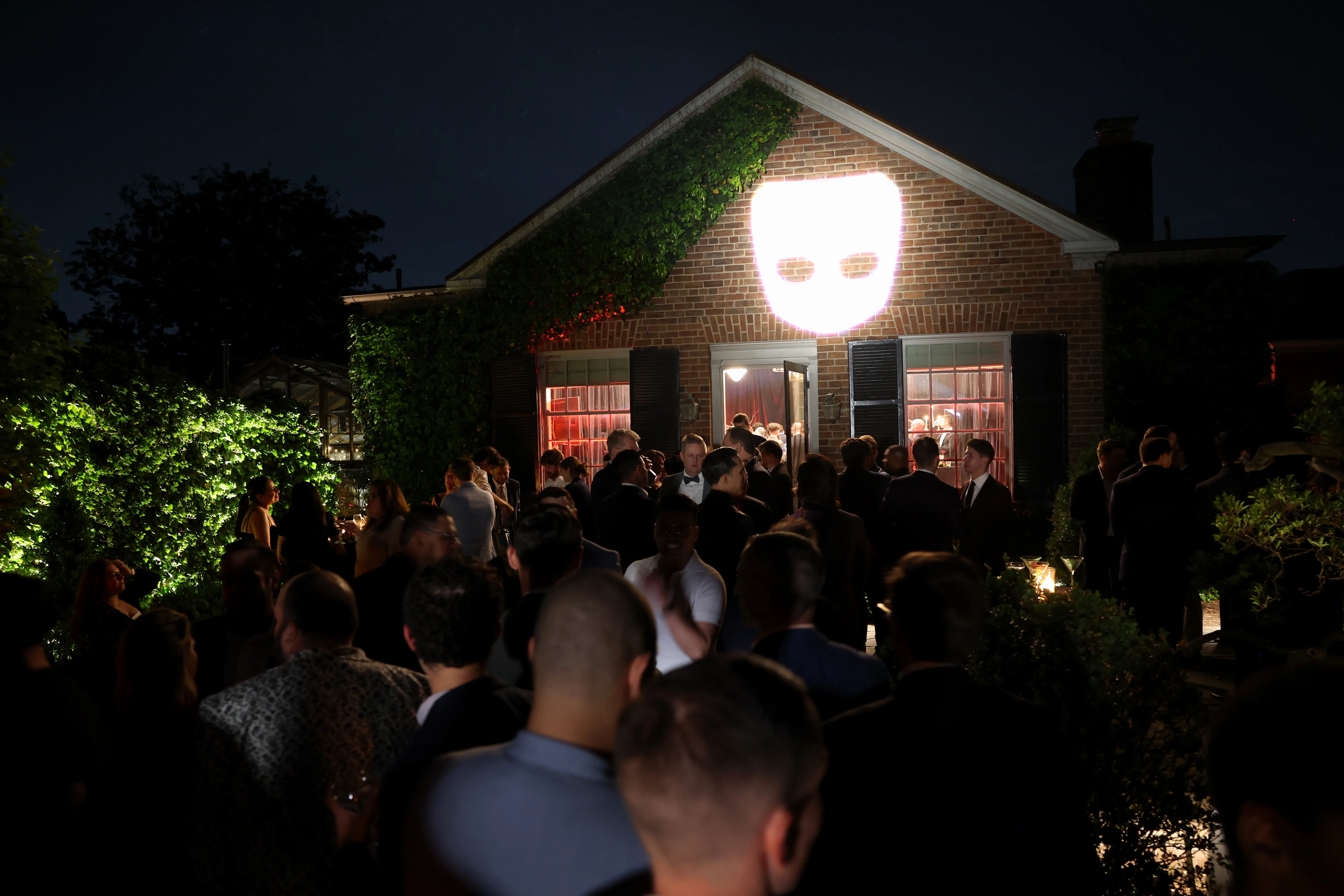 Grindr — yes, Grindr — won the WHCD party circuit