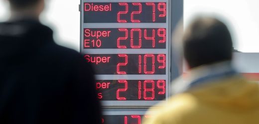 Benzinpreise: Von der Zwölf-Uhr-Regel profitieren die Konzerne
