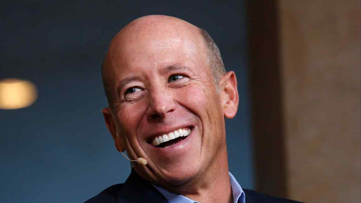 Starwood real estate fund halts redemptions as bet on lower interest rates bites