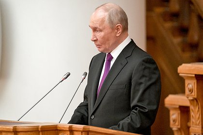Путин разрешил регионам отложить погашение долгов по бюджетным кредитам