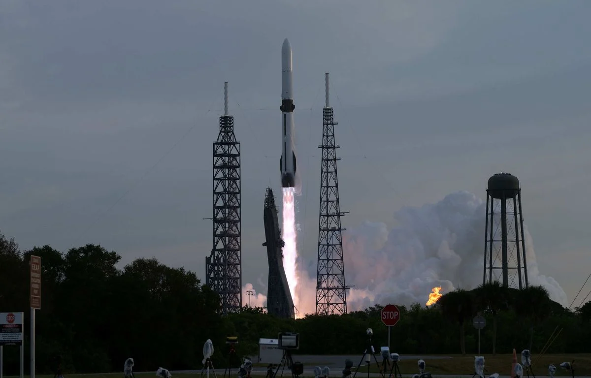 Espace : Blue Origin de Jeff Bezos lance pour la première fois une fusée avec un propulseur recyclé