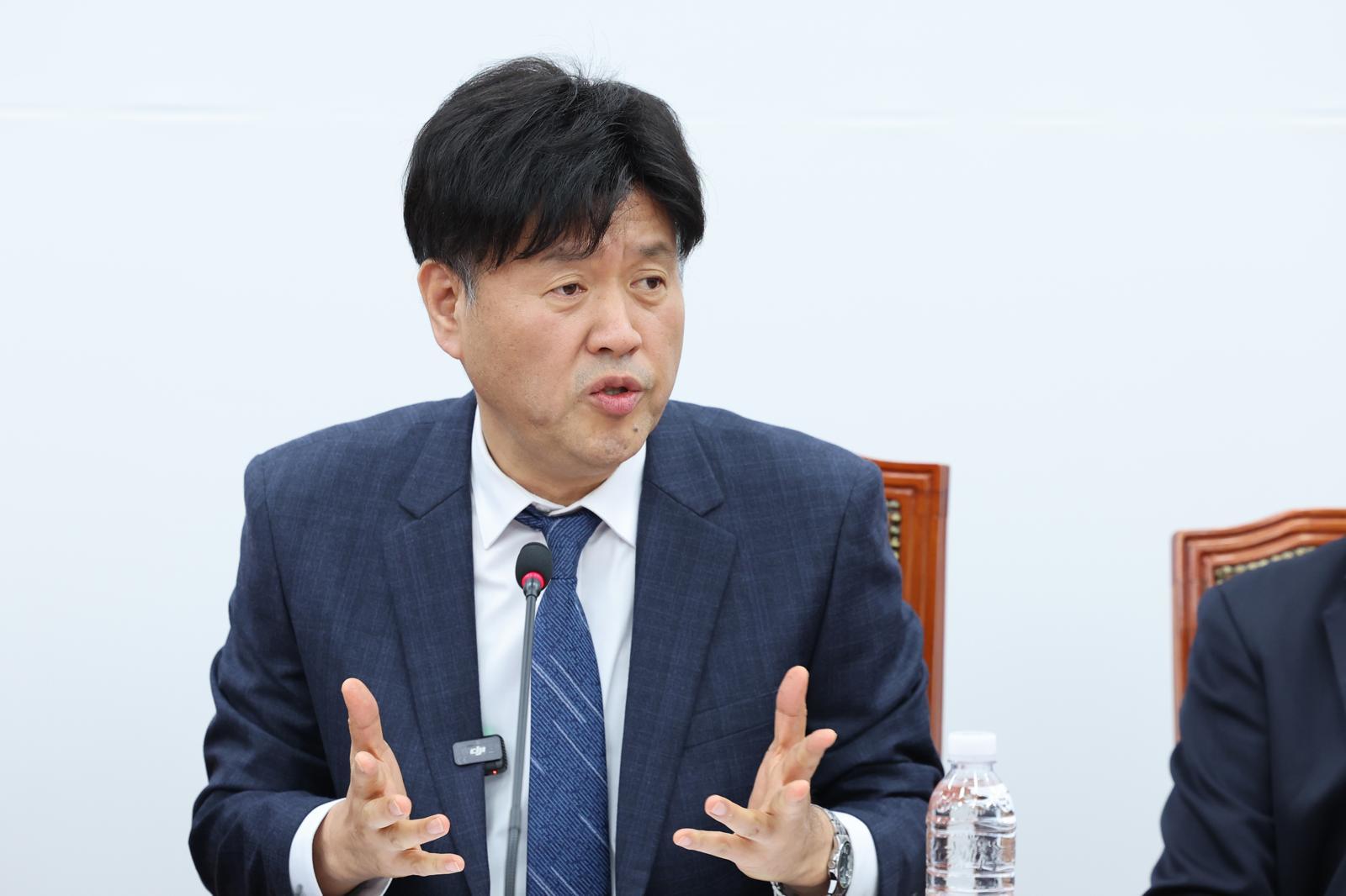 김용측 “與 60여명이 지지” 사실상 공천 시위