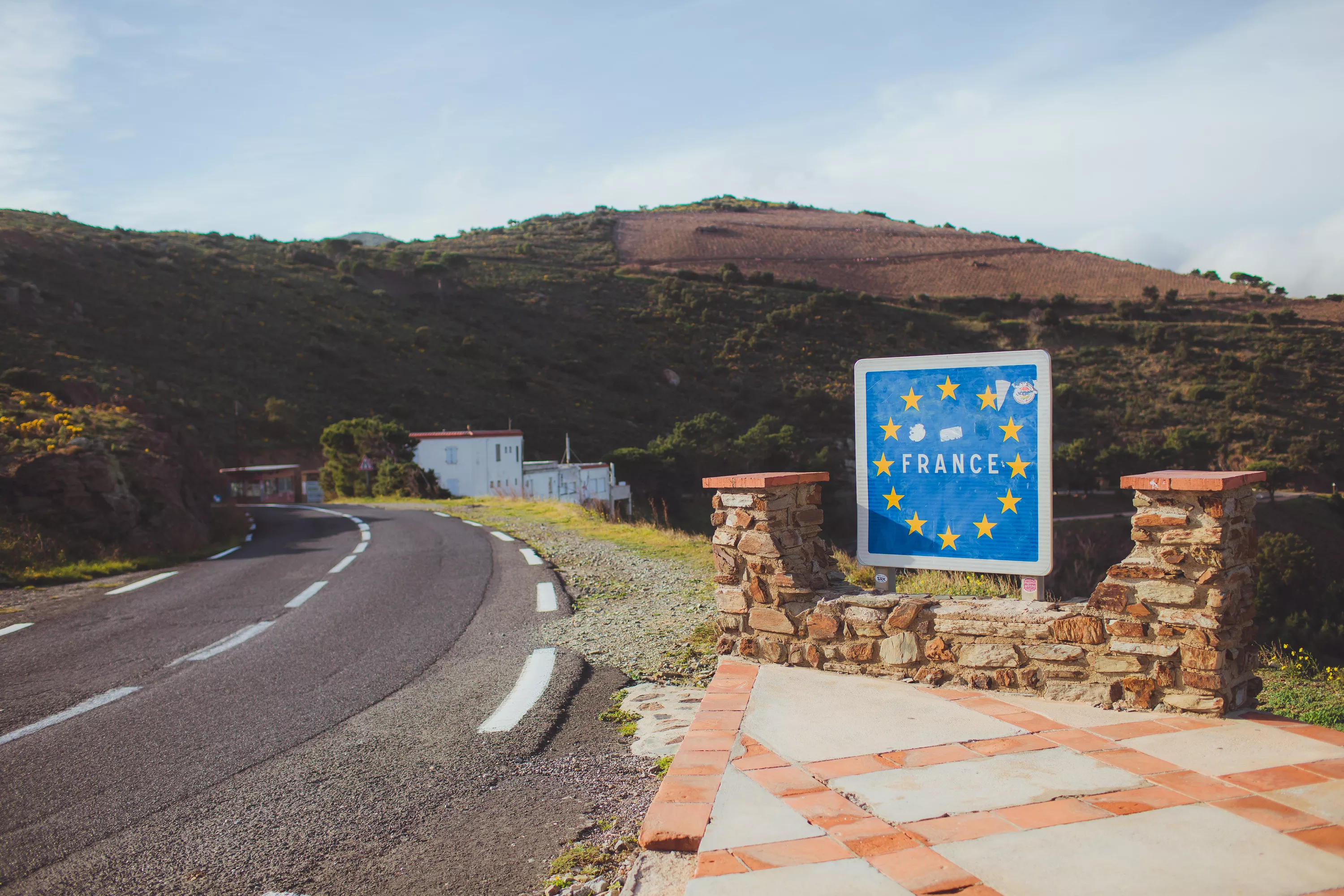 Assurance-chômage des travailleurs frontaliers : une réforme européenne pourrait rapporter 860 millions d’euros à la France