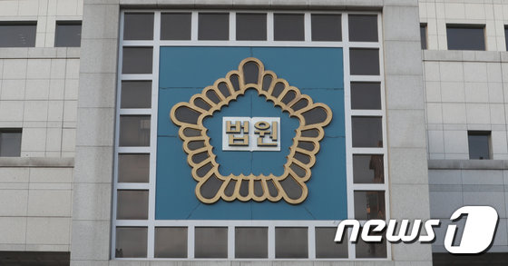 시속 50㎞ 도로서 153㎞ ‘광란의 추월’…승객 사망사고 낸 60대 택시기사