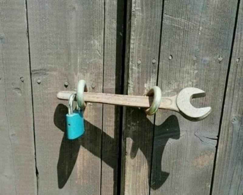 Zigbee датчик контроля дверного замка v2