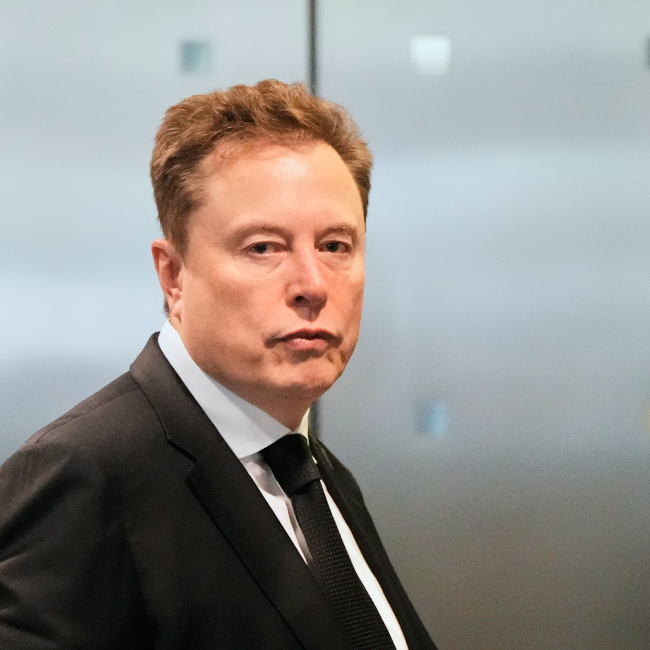 Musk: Hepimizi öldürebilir de!