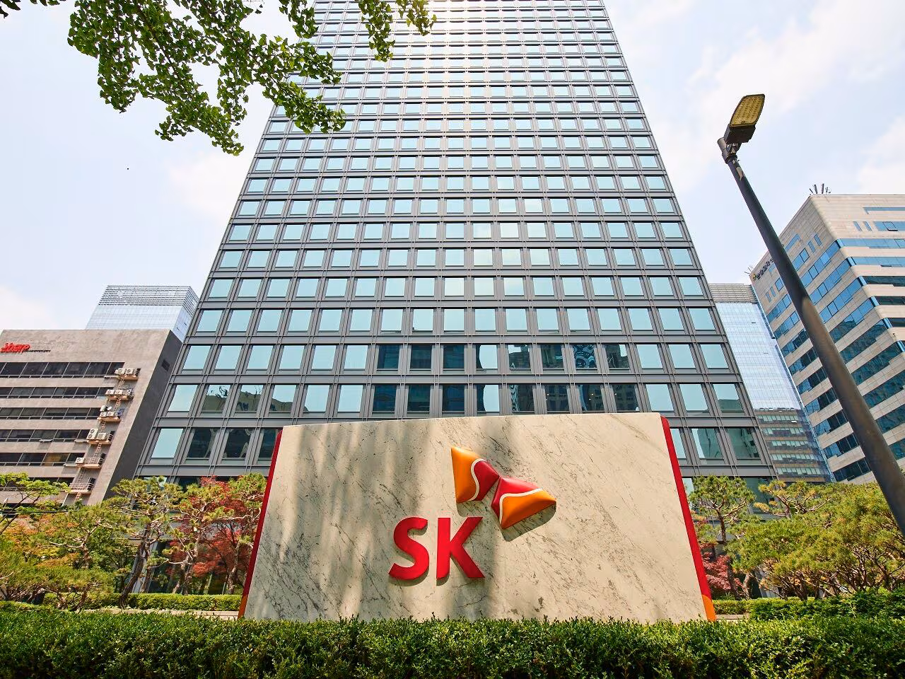 SK㈜, SK에코플랜트 재무적투자자 지분 4000억원어치 매입