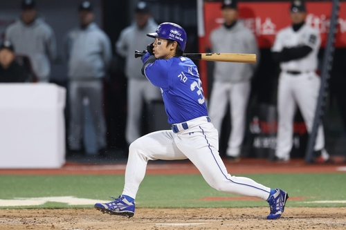 Slumping Lions seek spark from key hitter returning from injury