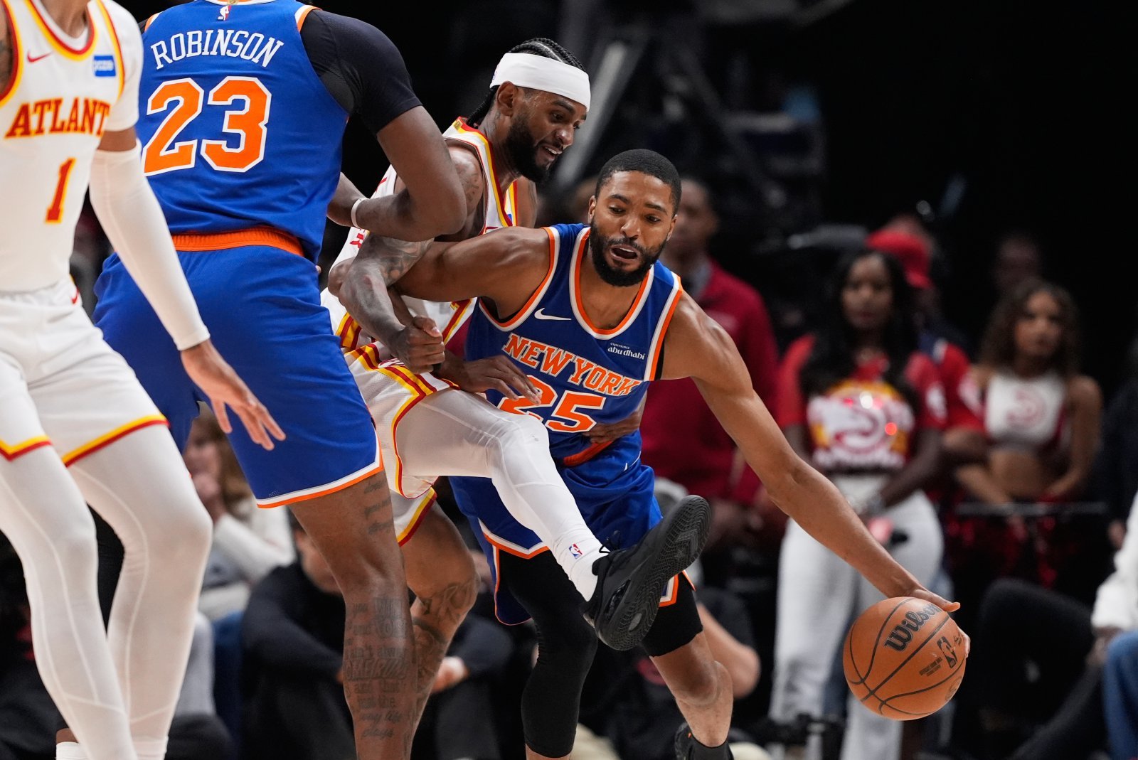 NBA 뉴욕, 애틀랜타 꺾고 4시즌 연속 PO 준결승행…전반 47점 차 신기록