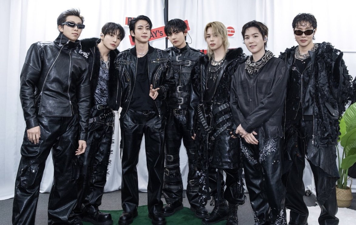 방탄소년단, 탬파서 북미 투어 포문…12개 도시 31회 공연