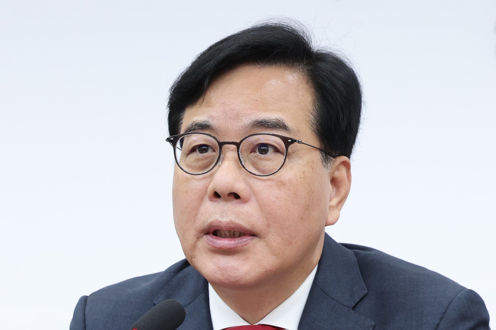 송언석 “정동영, ‘북한 장관’처럼 행동…즉각 경질해야”