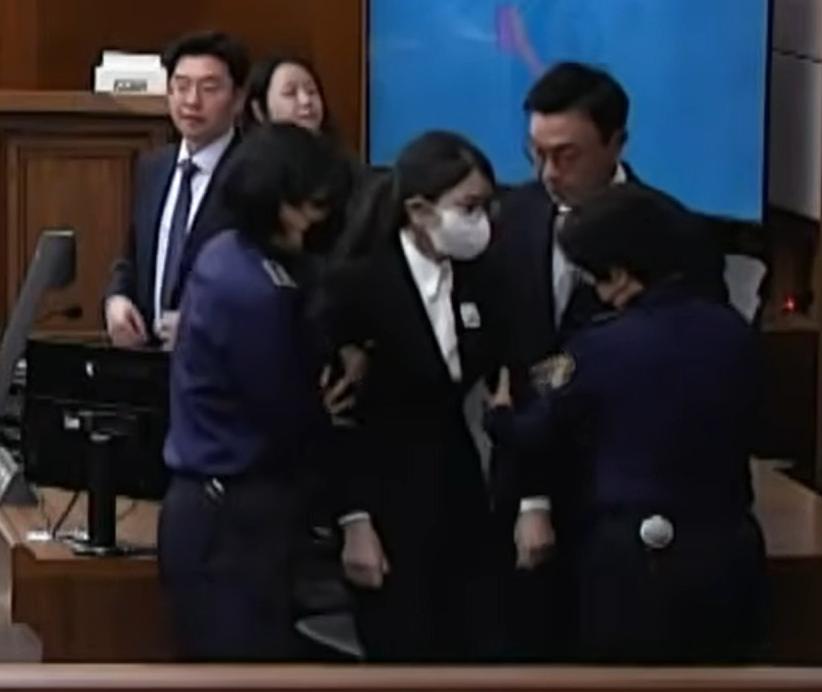 김건희 2심 ‘주가조작-샤넬백’ 유죄로 뒤집혀