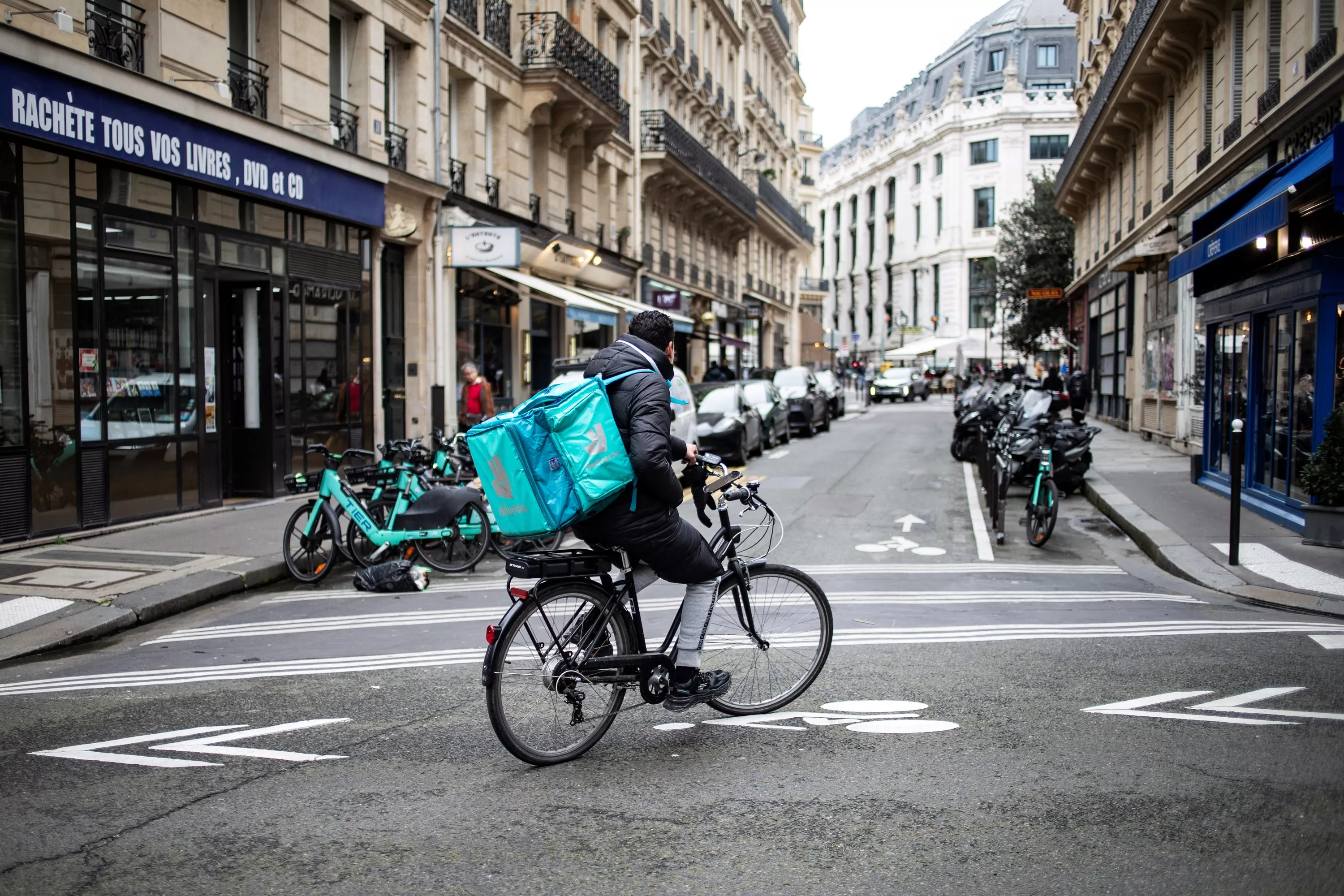 Deliveroo, Stuart... Les revenus des livreurs de repas en baisse en 2025 pour la plupart des plateformes