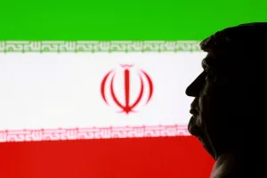 EUA ampliam sanções para restringir comércio de petróleo do Irã com a China