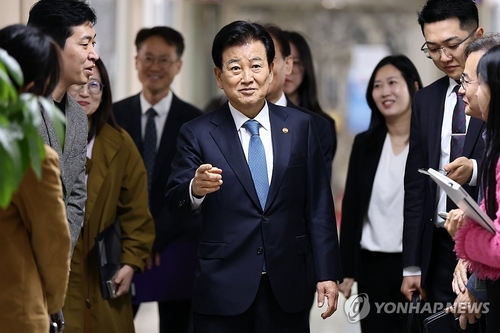 Calling N. Korea by its official name subject of public debate: ministry