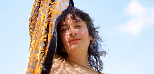 »Fast Abend, immer noch hell«: Wäre das Leben wirklich schöner durch »fluidere Identität«?