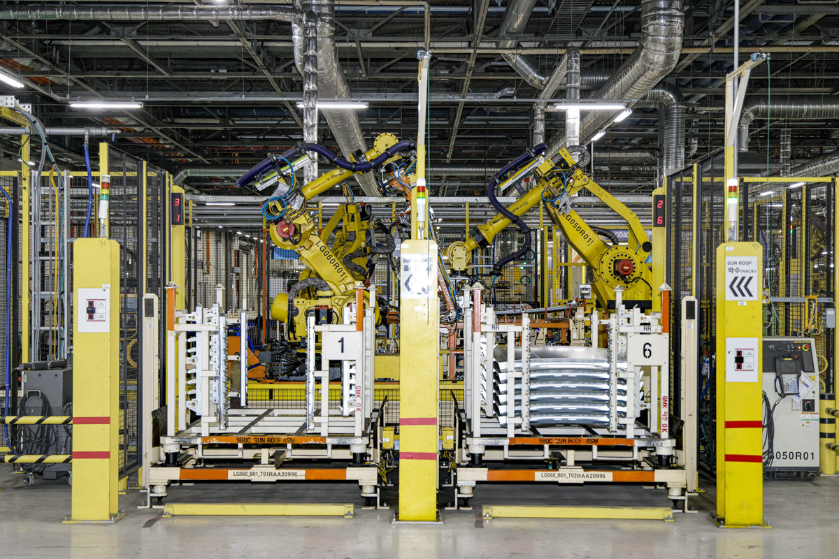 “철수 우려, 행동으로 없애겠다”…SUV 200만대 수출한 한국GM의 약속