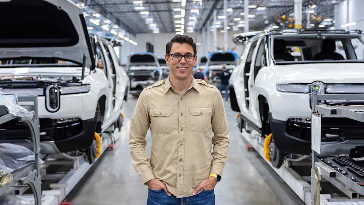 Rivian CEO’s $403mn pay package dwarfs those of top US car bosses
