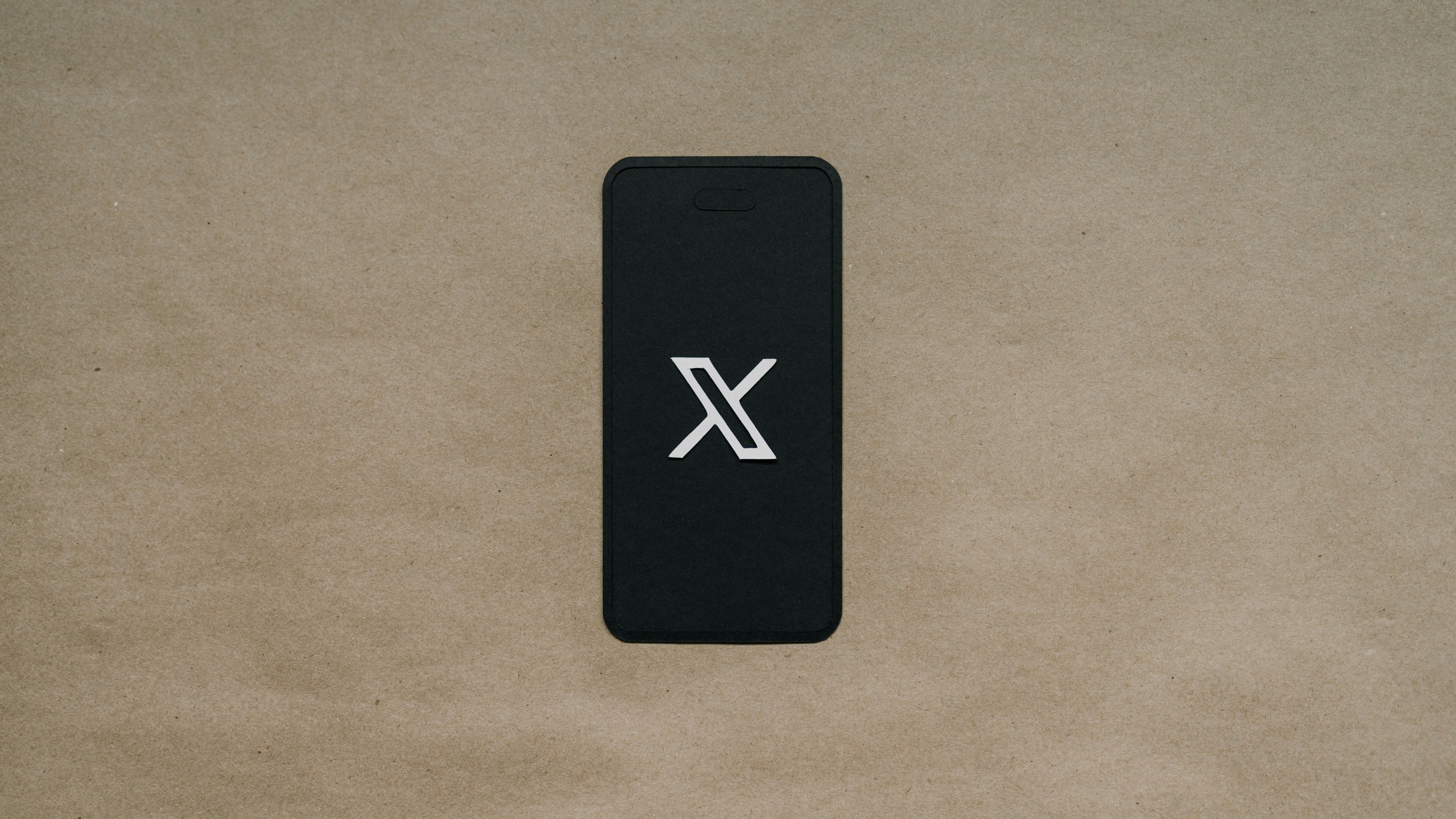 X agora tem feed personalizado diretamente pela IA Grok