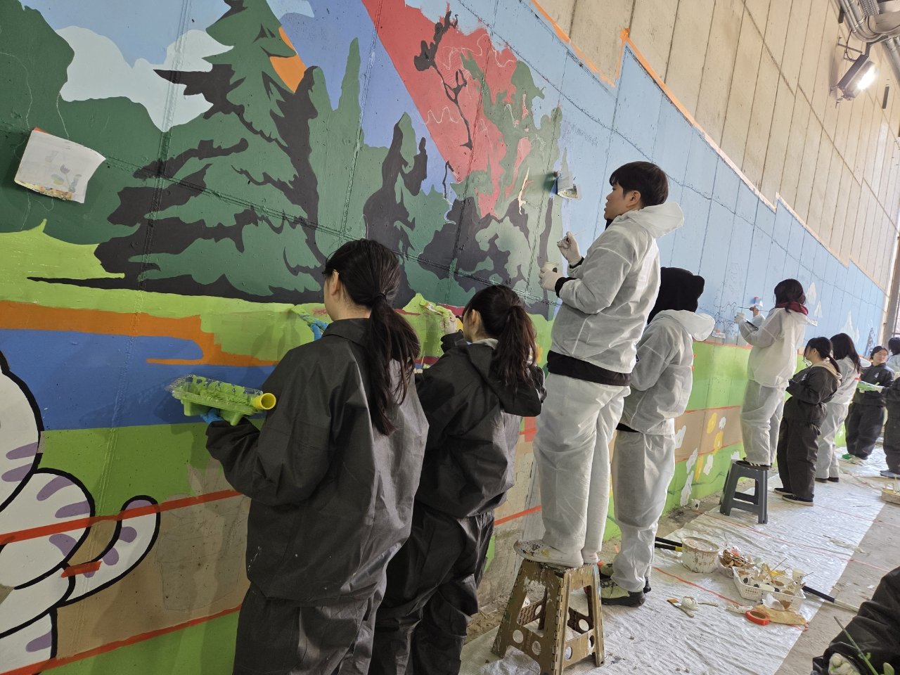 군사통로에서 예술공간으로 탈바꿈한 서울숲나들목…알록달록 벽화 1일 개방