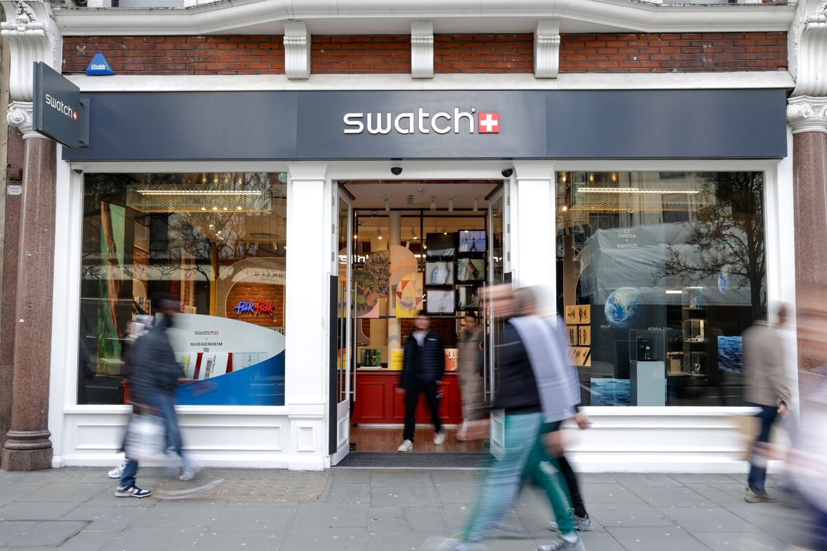 Swatch Group Investor Battle Heats Up After ISS Backs Activist