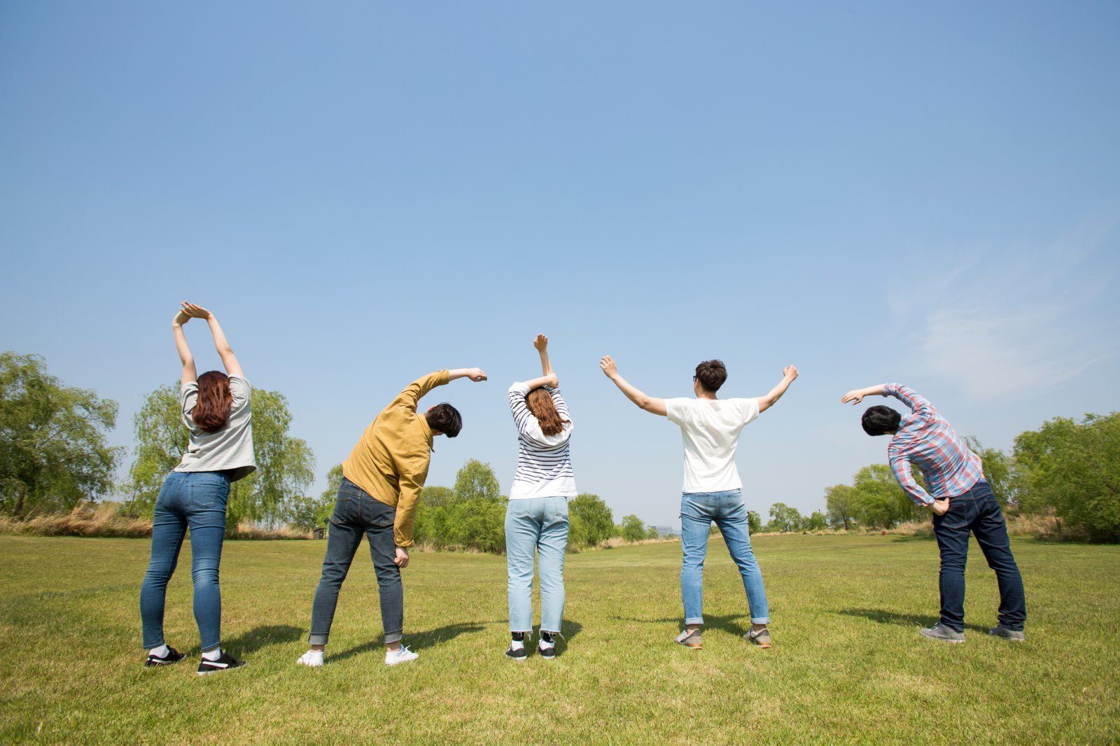 100세 시대 이끄는 ‘10분의 마법’…日 아침 깨우는 ‘라디오 체조’