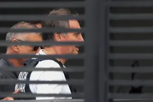 O que acontece com Bolsonaro após a derrubada do veto de Lula ao PL da Dosimetria