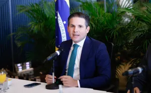 PF investiga entrada de malas em voo com Motta e Ciro em avião de empresário de bets