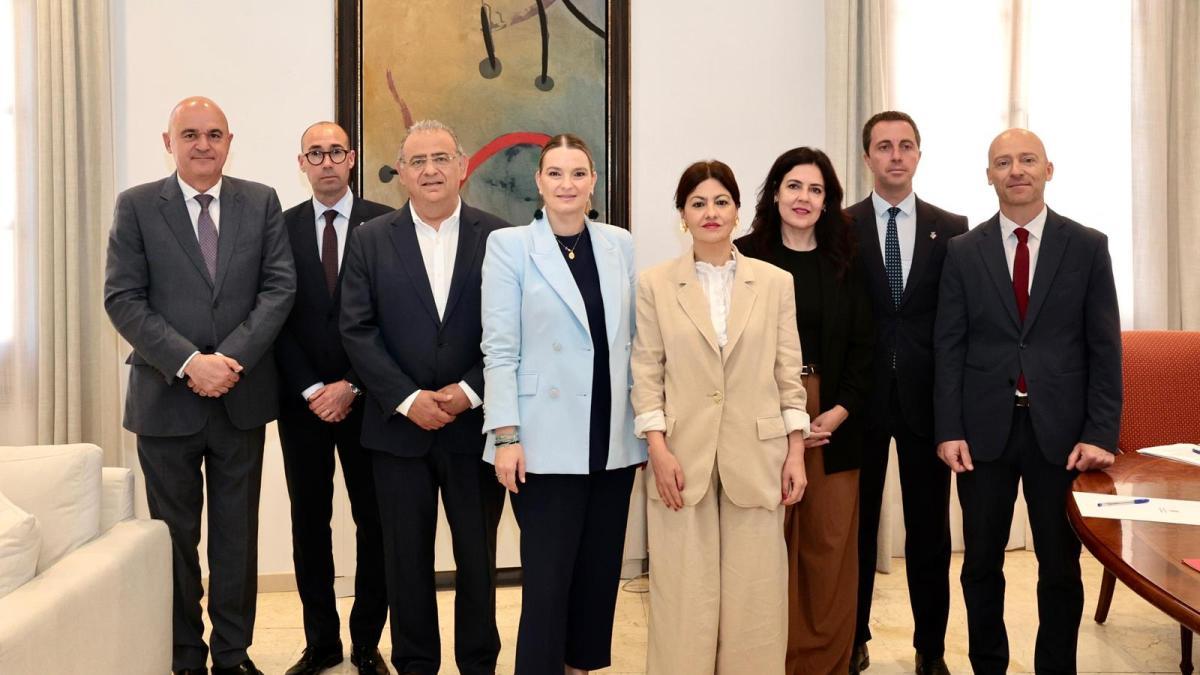 El Gobierno impedirá que los docentes con condena por acoso puedan volver a las aulas