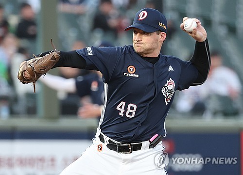 (Yonhap Interview) Bears pitcher Benjamin looking to capitalize on new KBO opportunity