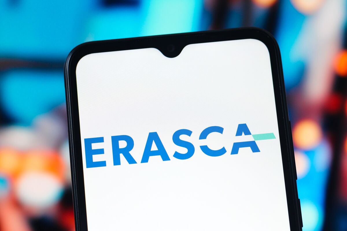 Cancer Drug Developer Erasca Sinks by Record 55% After Patient Death