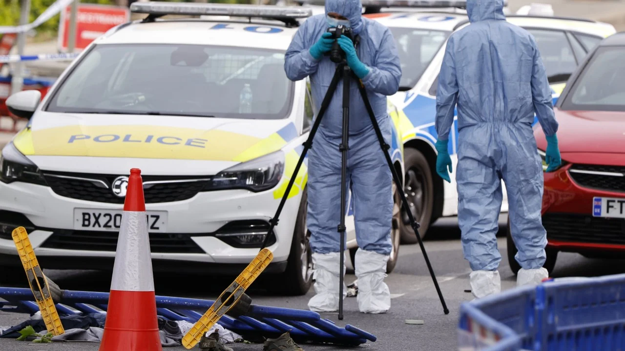 UK police say London stabbing of 2 Jewish men is terrorist incident